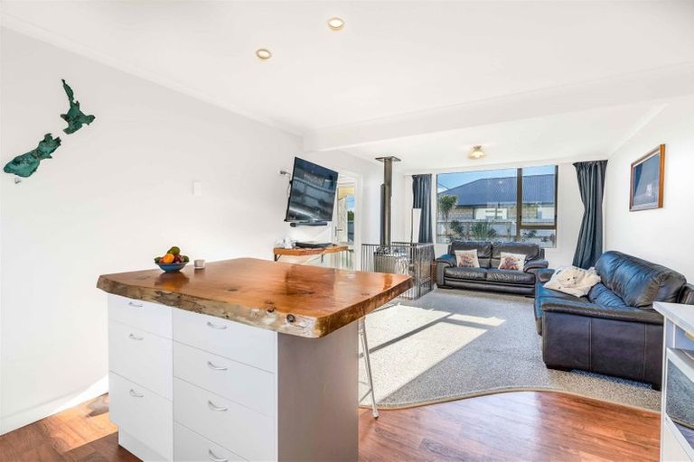 Photo of property in 92 Liverpool Street, Riversdale, 9776