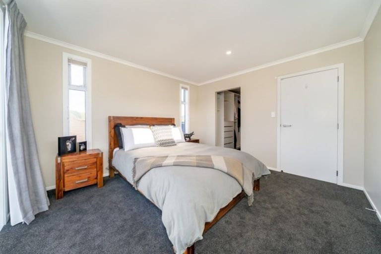 Photo of property in 16 Poulson Grove, Trentham, Upper Hutt, 5018