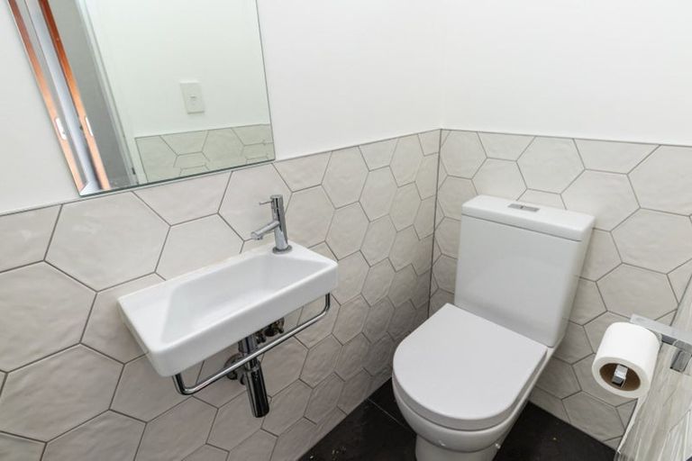 Photo of property in Lynster Mews, 10c Standen Street, Karori, Wellington, 6012