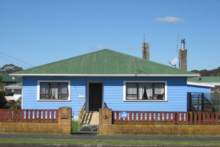 Photo of property in 152 Hakanoa Street, Huntly, 3700