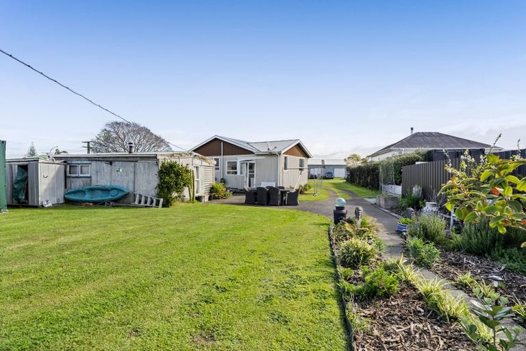 Photo of property in 96 Blake Street, Waitara, 4320