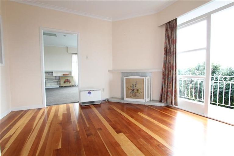 Photo of property in 92 Hillcrest Road, Hillcrest, Hamilton, 3216