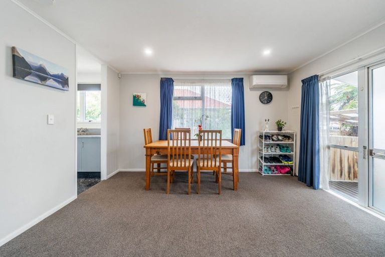 Photo of property in 39 Naenae Road, Naenae, Lower Hutt, 5011