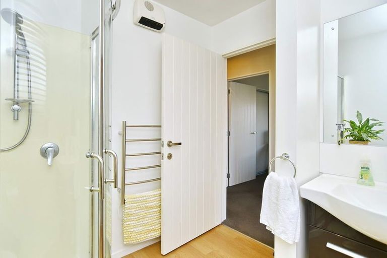 Photo of property in 2/58 Sylvan Street, Hillmorton, Christchurch, 8024