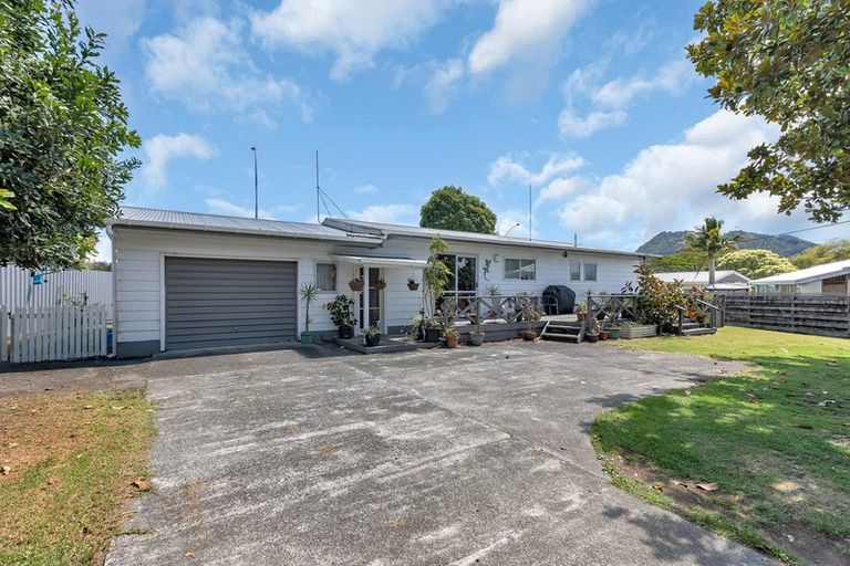 Photo of property in 136 George Street, Hikurangi, 0114