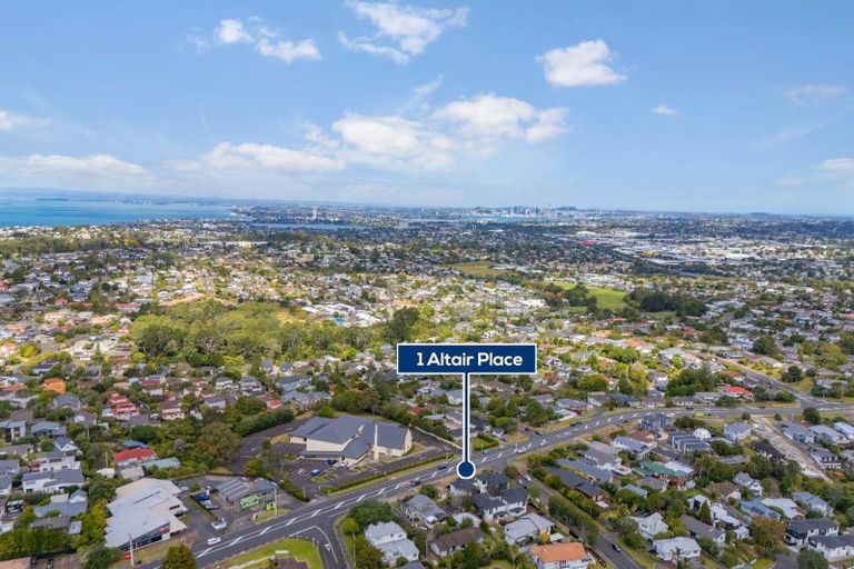 Photo of property in 1c Altair Place, Windsor Park, Auckland, 0632