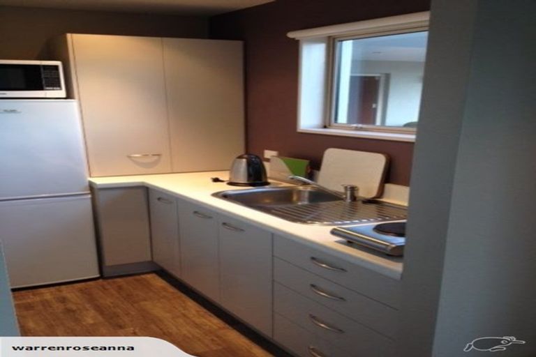 Photo of property in 10 Kaikomako Place, Cass Bay, Lyttelton, 8082