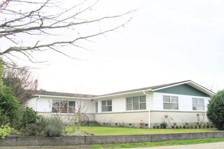 Photo of property in 75 Leicester Avenue, Tamatea, Napier, 4112