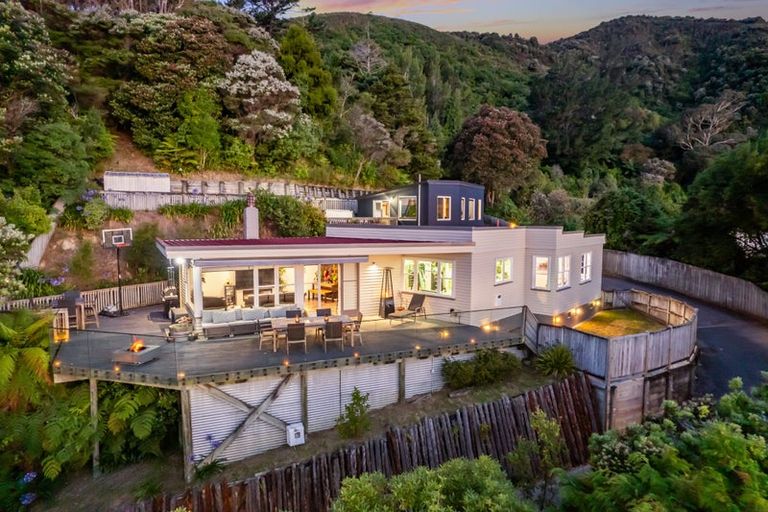 Photo of property in 71 Wyndrum Avenue, Waterloo, Lower Hutt, 5011