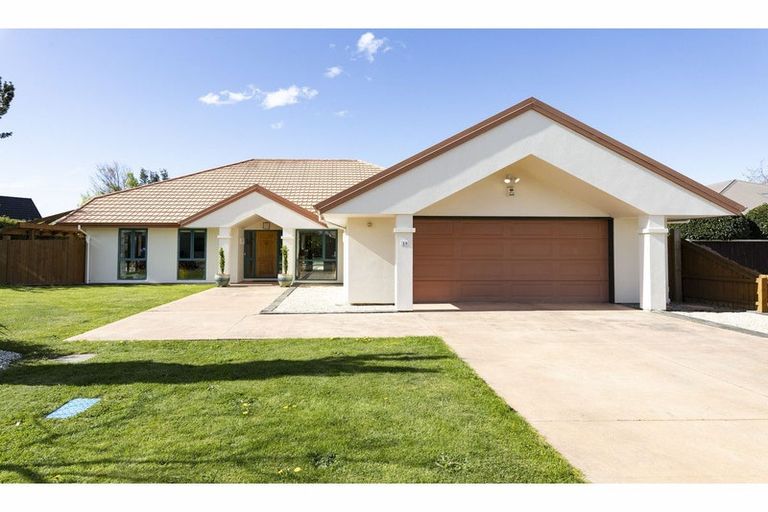 Photo of property in 20 Milesbrook Close, Rangiora, 7400