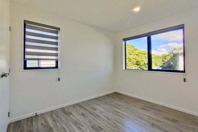 Photo of property in 11b Portadown Avenue, Pakuranga Heights, Auckland, 2010