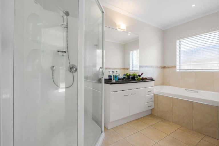 Photo of property in 5 Yale Street, Mount Maunganui, 3116