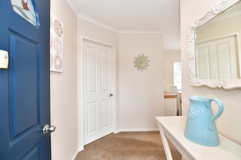 Photo of property in 31 Red Hibiscus Road, Stanmore Bay, Whangaparaoa, 0932