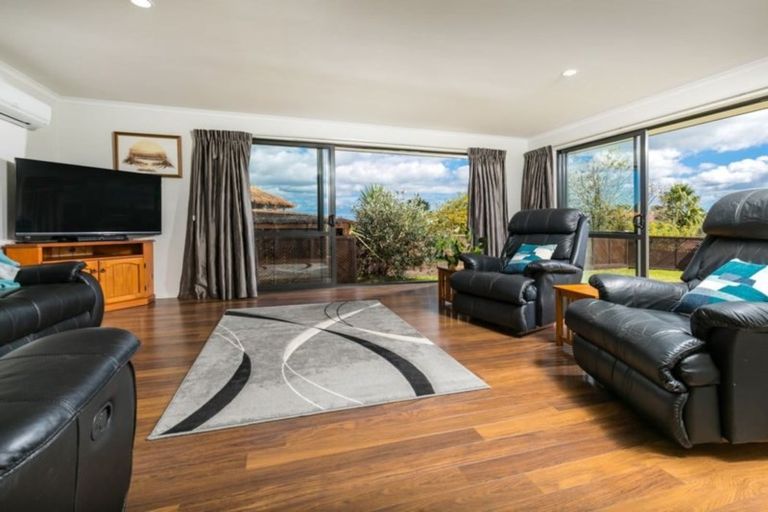 Photo of property in 181 Kyle Road, Greenhithe, Auckland, 0632