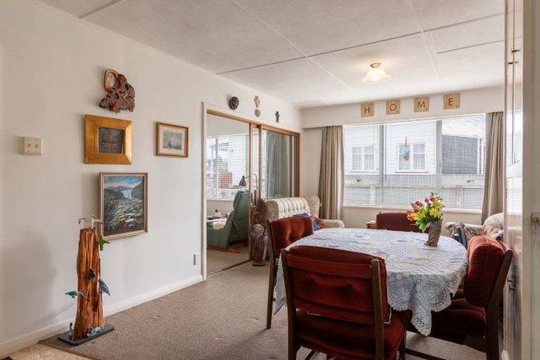 Photo of property in 10 Salisbury Street, Dannevirke, 4930