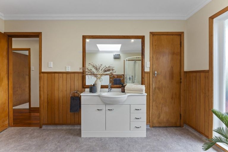 Photo of property in 8 Juliana Place, Awapuni, Palmerston North, 4412