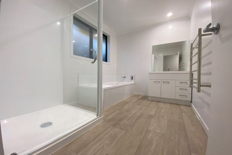 Photo of property in 28a Lawrie Avenue, Pukekohe, 2120