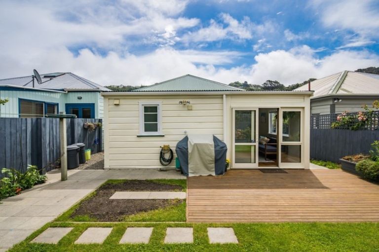 Photo of property in 5 Emerson Street, Berhampore, Wellington, 6023