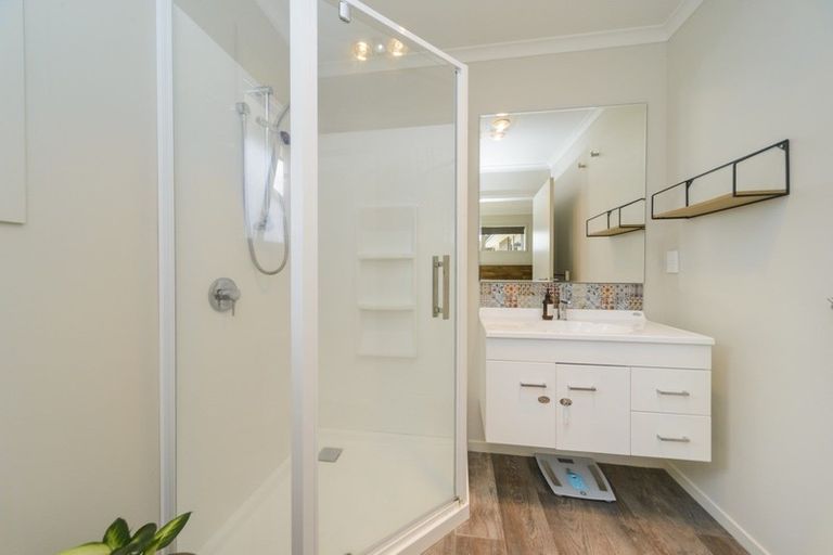 Photo of property in 14 Oak Crescent, Ashhurst, 4810