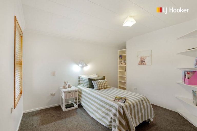 Photo of property in 86 Bay View Road, South Dunedin, Dunedin, 9012