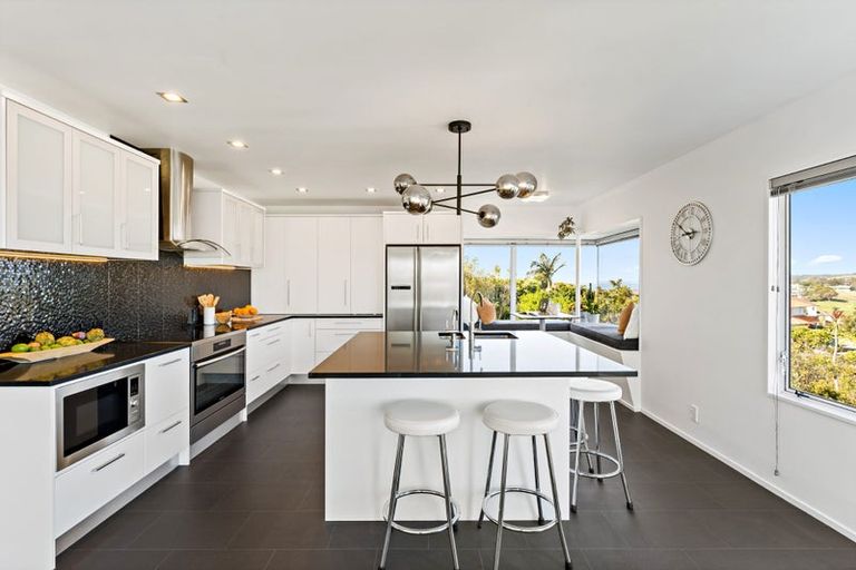 Photo of property in 1207 Whangaparaoa Road, Gulf Harbour, Whangaparaoa, 0930