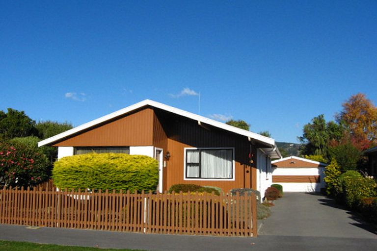 Photo of property in 11 Hurunui Street, Cracroft, Christchurch, 8025