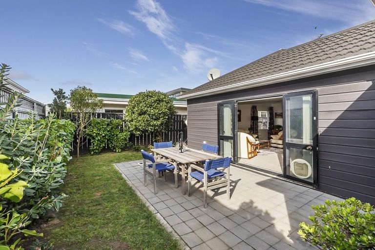 Photo of property in 29 Falkirk Avenue, Seatoun, Wellington, 6022
