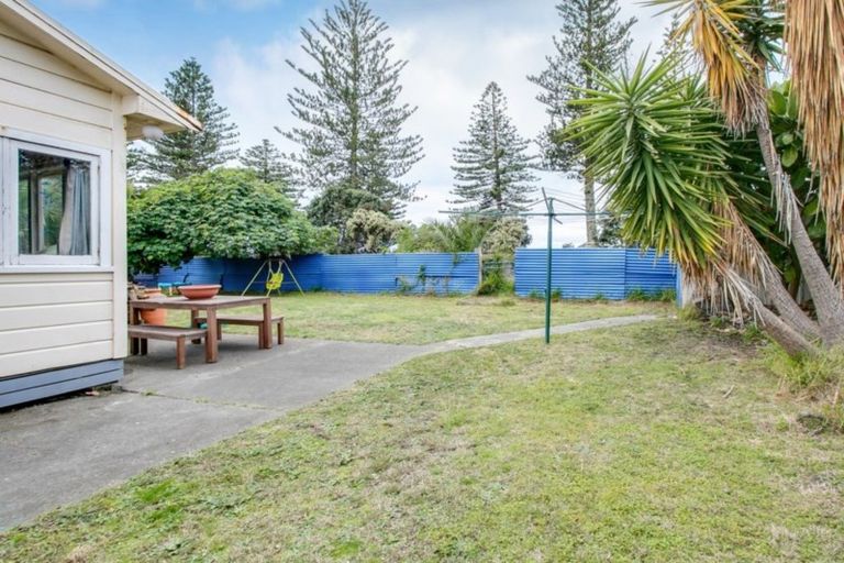 Photo of property in 92 Te Awa Avenue, Te Awa, Napier, 4110