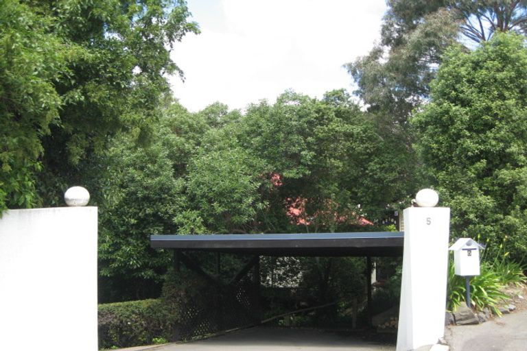 Photo of property in 5 Dalgarven Place, Hillsborough, Christchurch, 8022