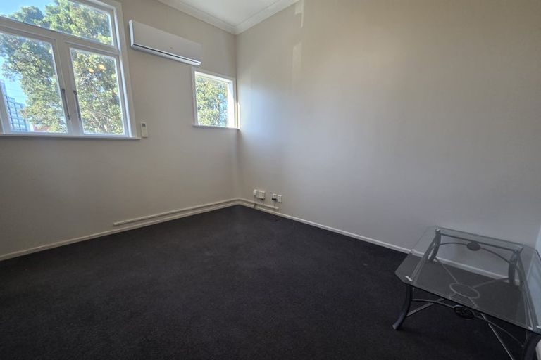 Photo of property in 48 Aurora Terrace, Kelburn, Wellington, 6012