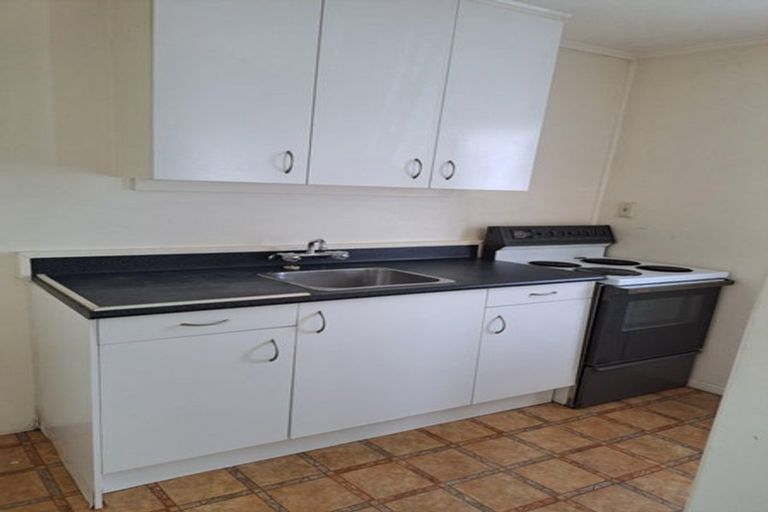 Photo of property in 14 Rodney Street, Otahuhu, Auckland, 1062