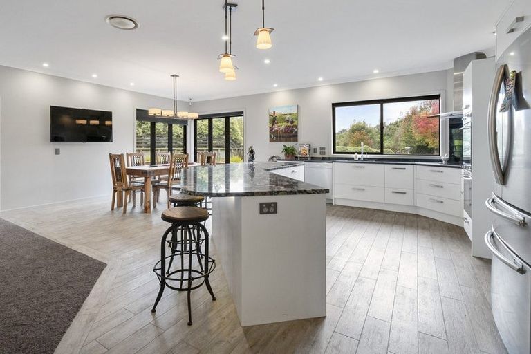 Photo of property in 35 Stonebrook Lane, Kelvin Grove, Palmerston North, 4470