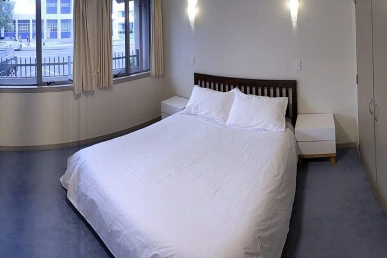 Photo of property in Anchorage Apartments, 101/36 Victoria Road, Mount Maunganui, 3116