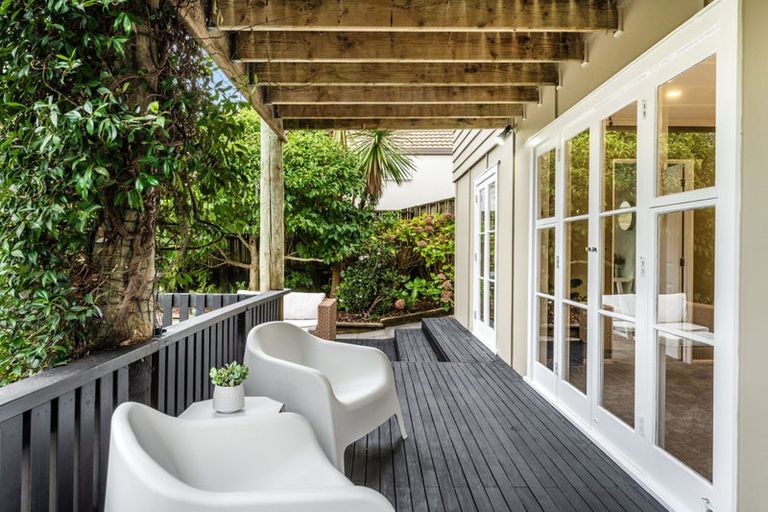 Photo of property in 1/11 Norman Road, Hauraki, Auckland, 0622