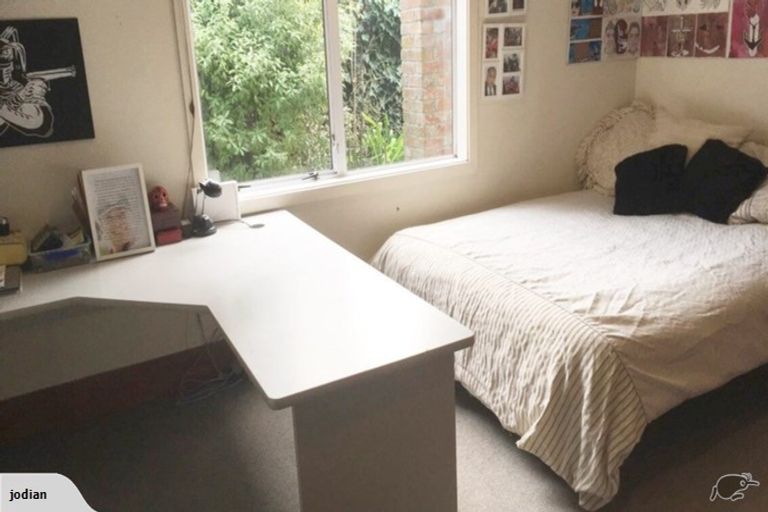 Photo of property in 136 Port Hills Road, Heathcote Valley, Christchurch, 8022