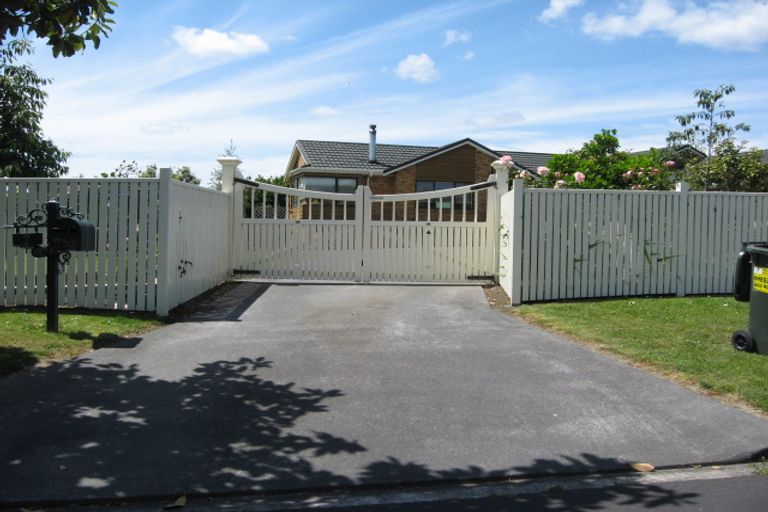 Photo of property in 7 Sunny Crescent, Huapai, Kumeu, 0810