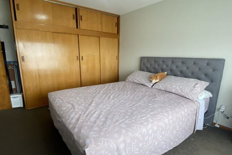 Photo of property in 19 Dunstan Crescent, Hornby, Christchurch, 8042