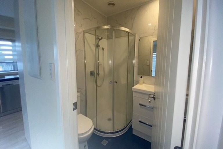 Photo of property in 12 Fielding Crescent, Farm Cove, Auckland, 2012