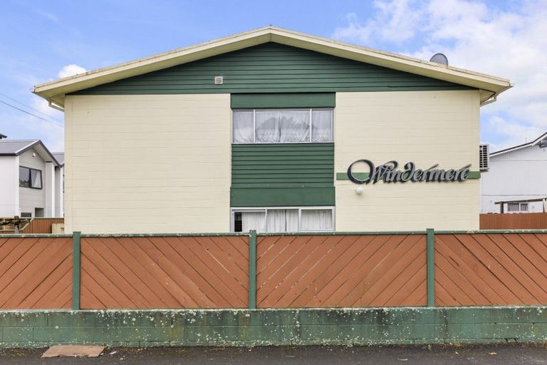 Photo of property in 102 Martin Street, Wallaceville, Upper Hutt, 5018
