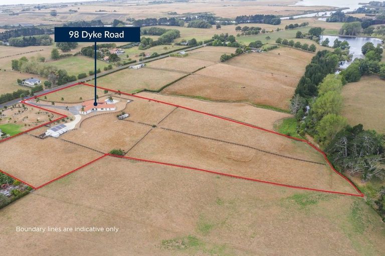 Photo of property in 98 Dyke Road, Karaka, Papakura, 2580