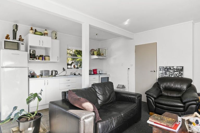 Photo of property in 95 Makara Road, Karori, Wellington, 6012