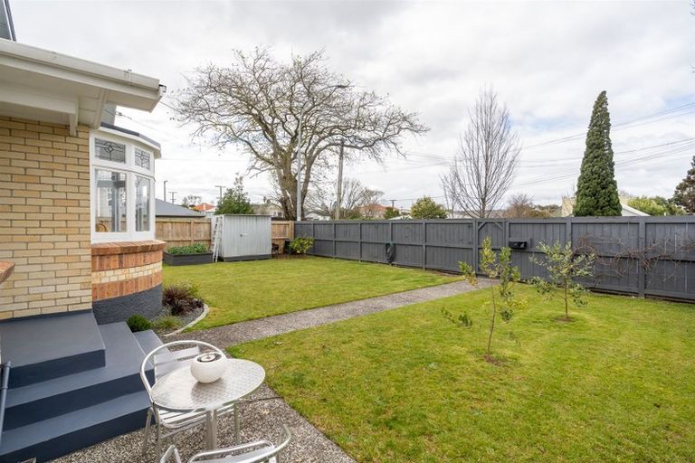 Photo of property in 130a Forest Lake Road, Forest Lake, Hamilton, 3200