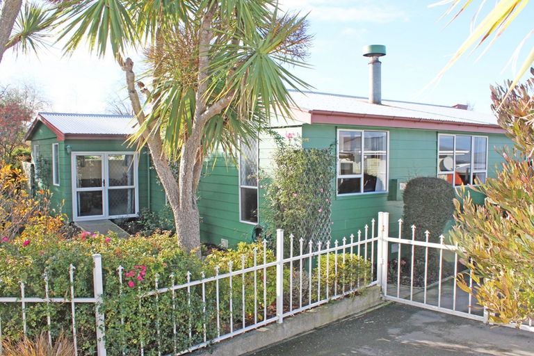 Photo of property in 6 Fleet Street, Oamaru North, Oamaru, 9400