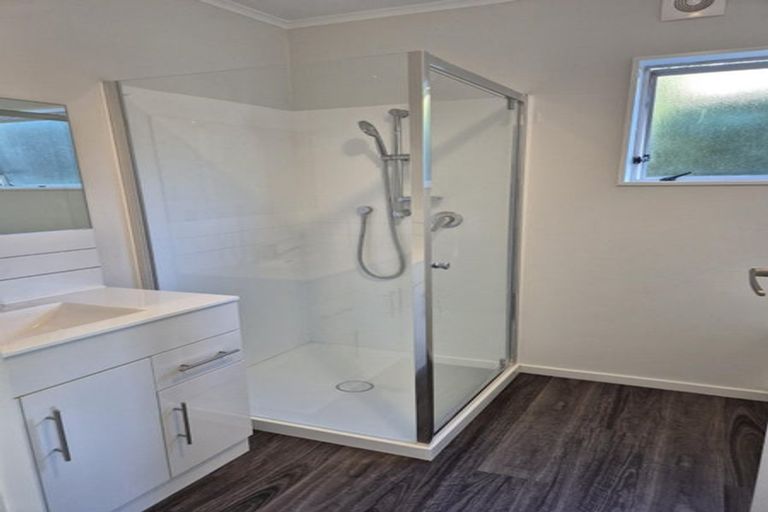 Photo of property in 25a Woodvale Grove, Fairfield, Lower Hutt, 5011