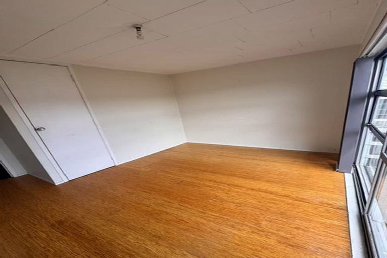 Photo of property in 11 Tennyson Street, Northcote Point, Auckland, 0627