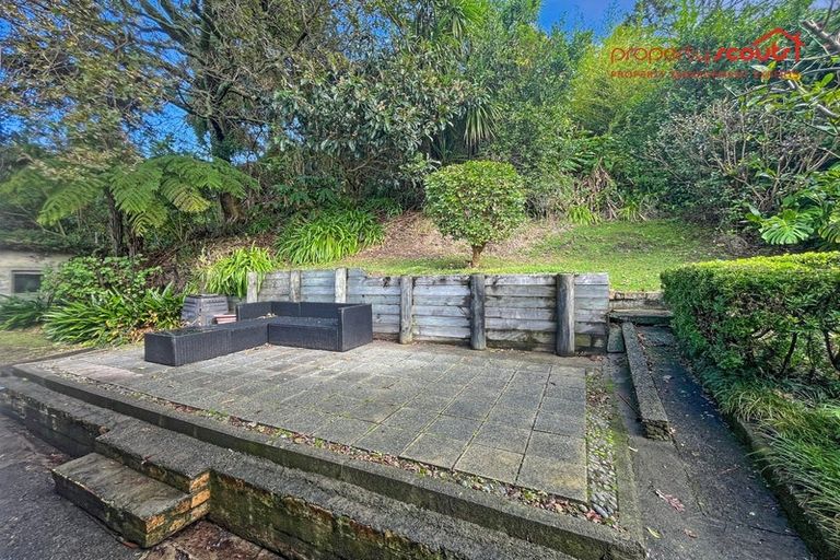 Photo of property in 23 Inkster Street, Birkenhead, Auckland, 0626