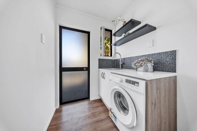 Photo of property in 106b Browns Road, Manurewa, Auckland, 2102