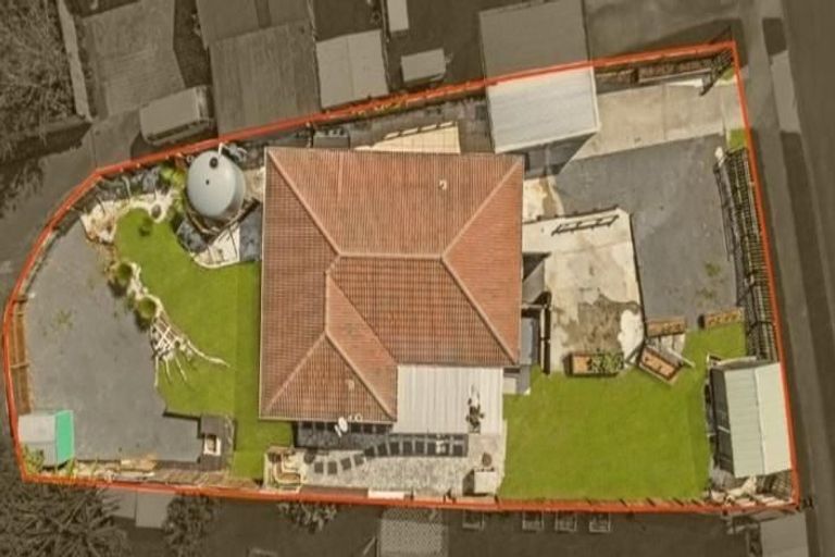 Photo of property in 9 Rata Street, Waiuku, 2123