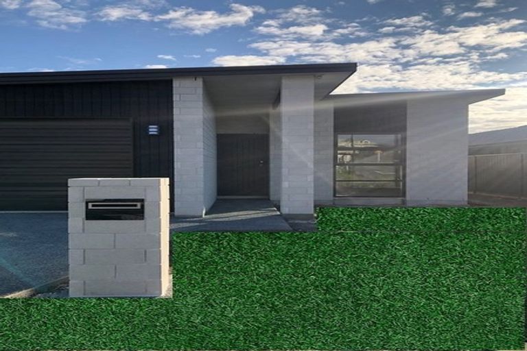 Photo of property in 55 Sentinel Avenue, Omokoroa, 3114