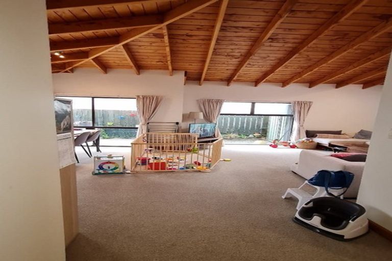 Photo of property in 1/20 Rotoiti Street, Johnsonville, Wellington, 6037